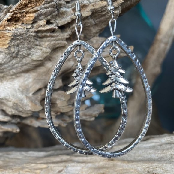 Christmas Antique/Hammered Silver  Tree Drop Earrings -Hoops - Picture 3 of 5